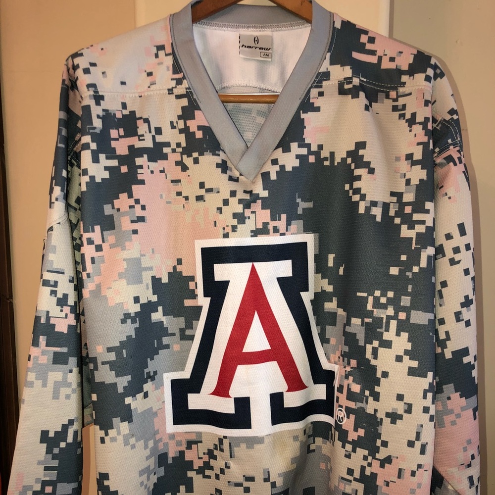 University of Arizona Hockey Jersey (2016)